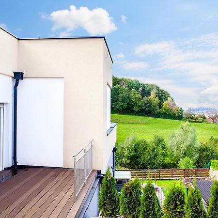 Gaestetraum Mit Wunderschoenem Ausblick Und Garten Muhldorf Bei Feldbach Exterior foto