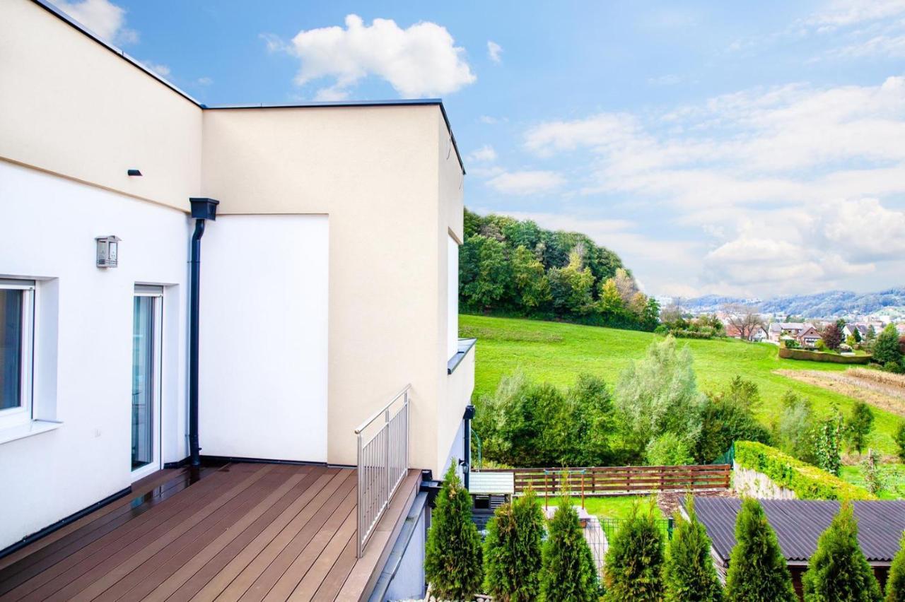 Gaestetraum Mit Wunderschoenem Ausblick Und Garten Muhldorf Bei Feldbach Exterior foto